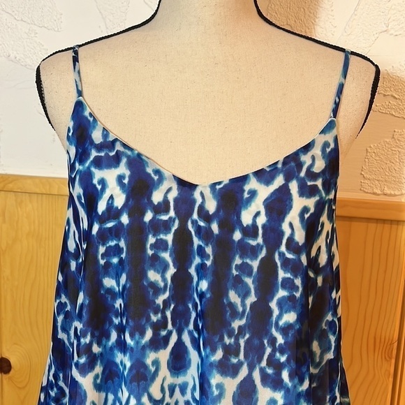 Show Me Your Mumu Blue & White Print Mini Dress Sz-XS - Picture 2 of 7